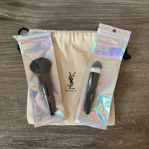 YSL Yves Saint Laurent Beauté Makeup Brush Set with Pouch - Picture 1 of 3